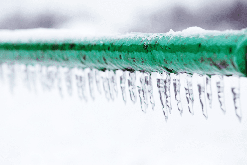 How to Defrost Your Frozen Pipes